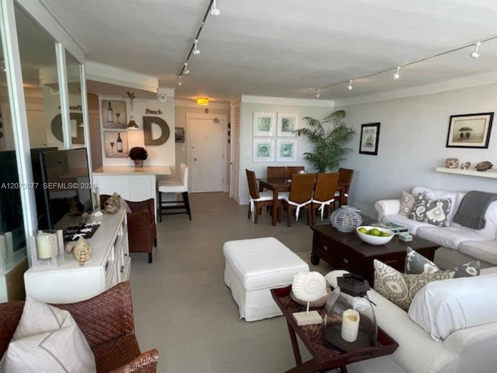 A12073577 Property Photo 11