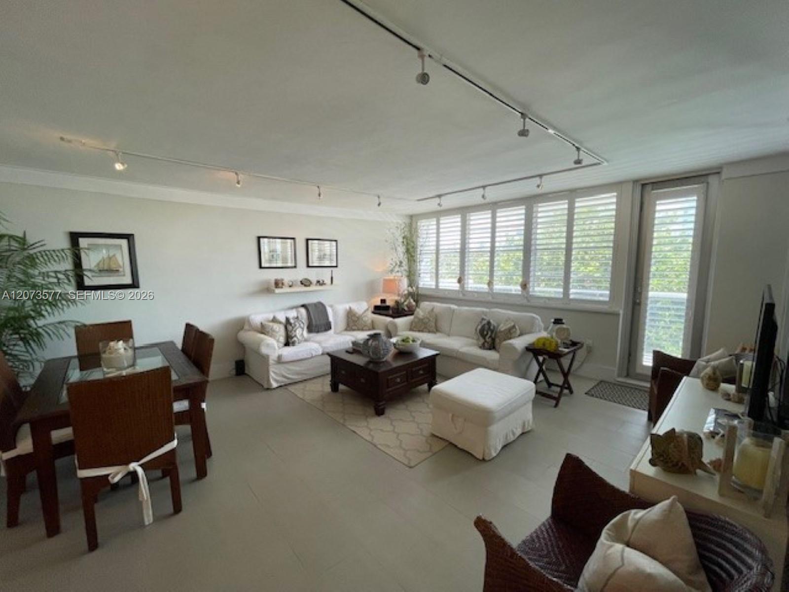 A12073577 Property Photo 13