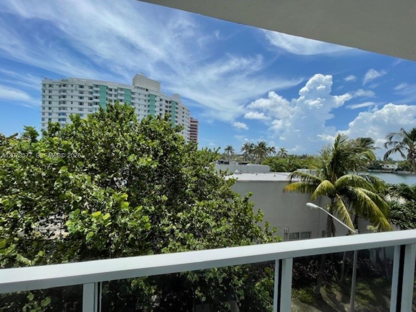 A12073577 Property Photo 15