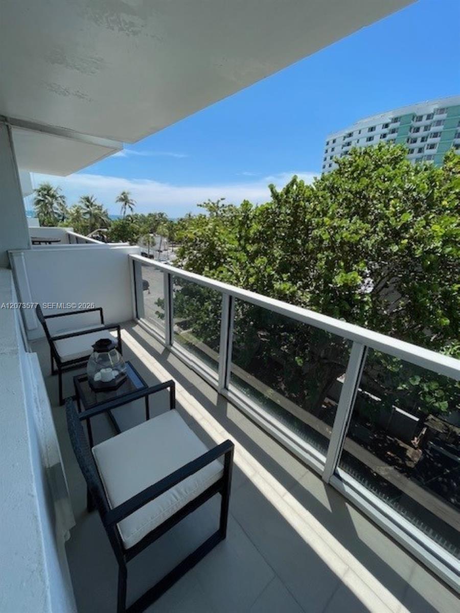 A12073577 Property Photo 18