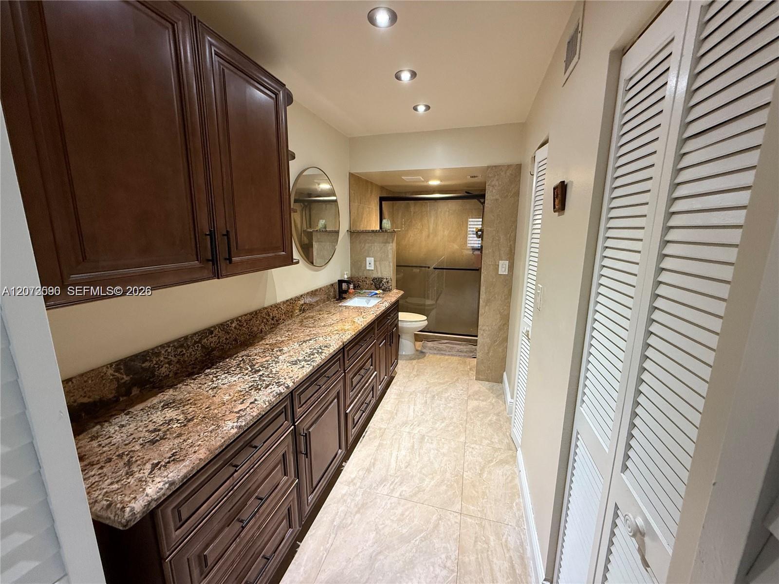 A12073590 Property Photo 8