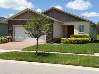 556 Se Mulberry Way Property Photo 1