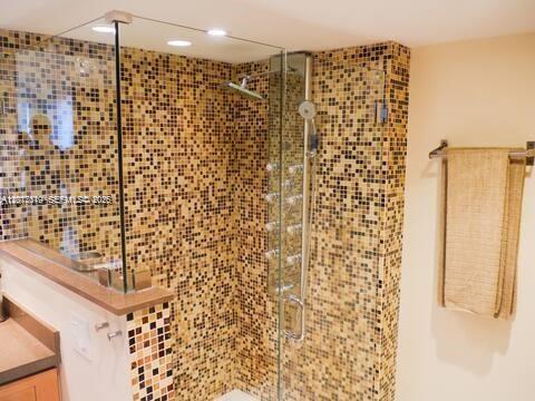 1717 N Bayshore Drive A-3847 Property Photo 13
