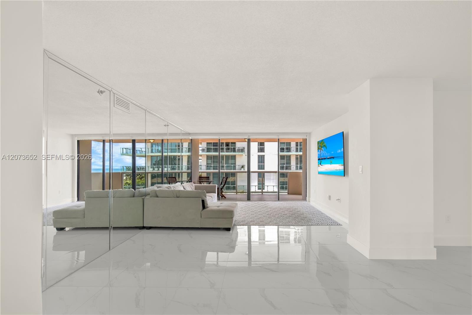 5757 Collins Avenue 507 Property Photo 3