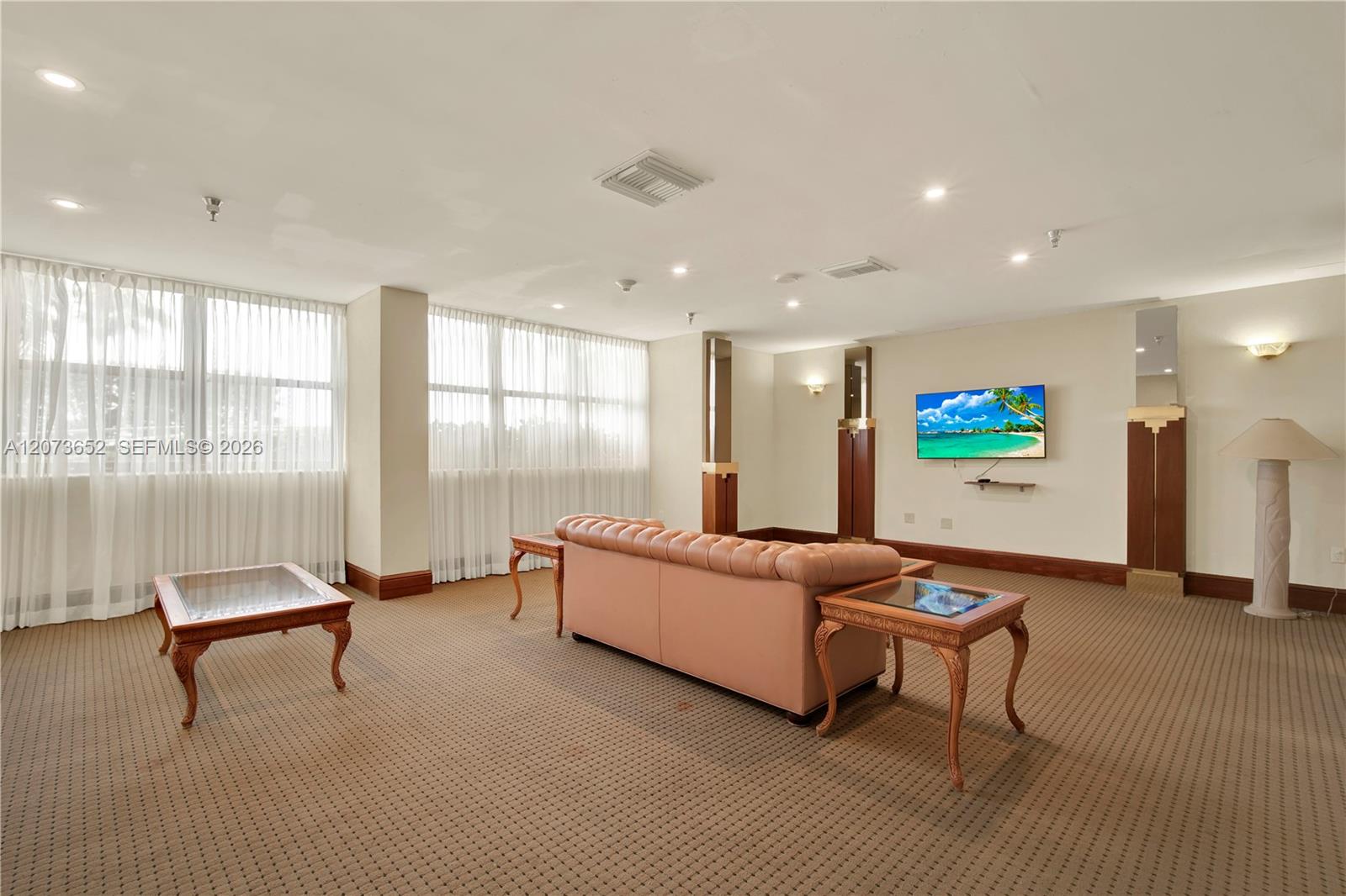5757 Collins Avenue 507 Property Photo 37