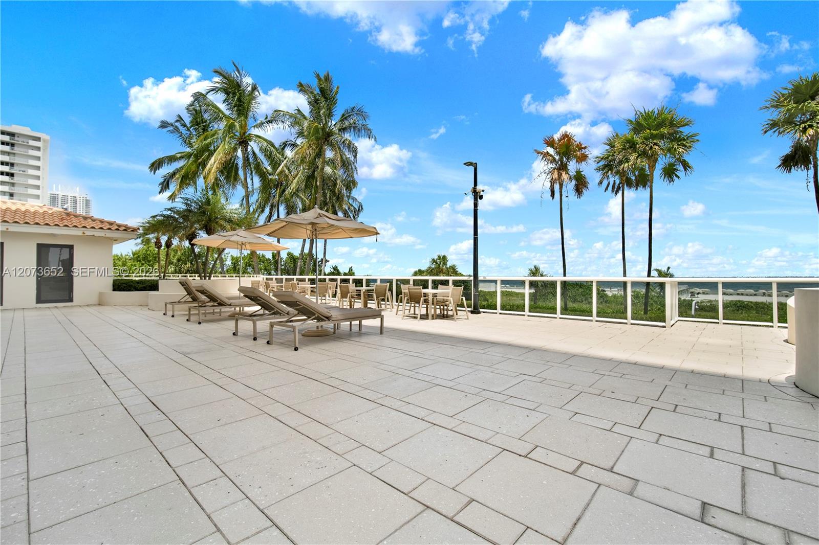 5757 Collins Avenue 507 Property Photo 40