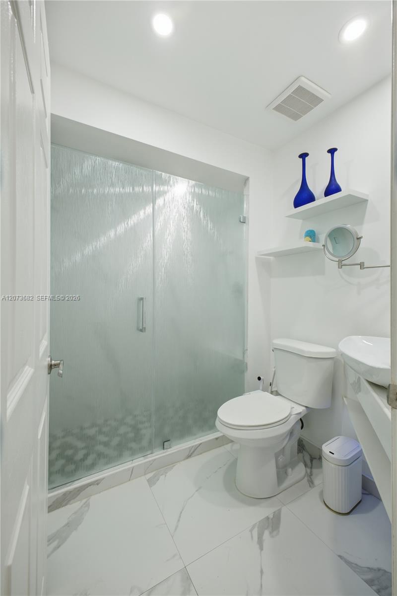 8635 Sw 15th Street Property Photo 25