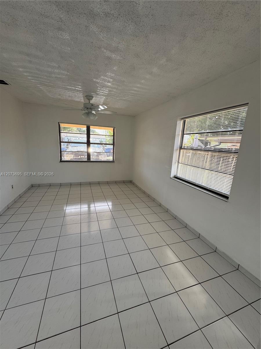 5530 E 6th Avenue 101 Property Photo 4