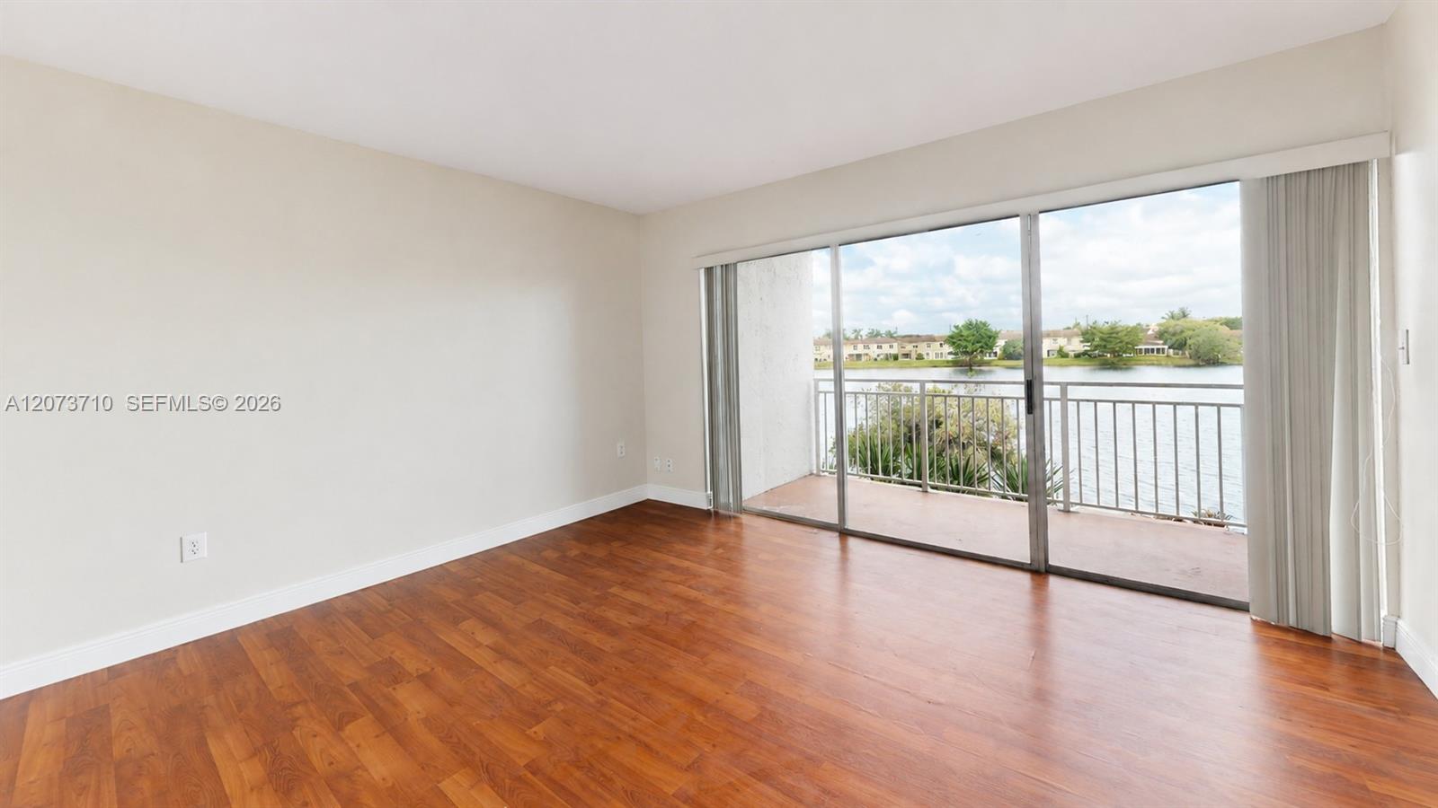 9363 Fontainebleau Boulevard H205 Property Photo 1