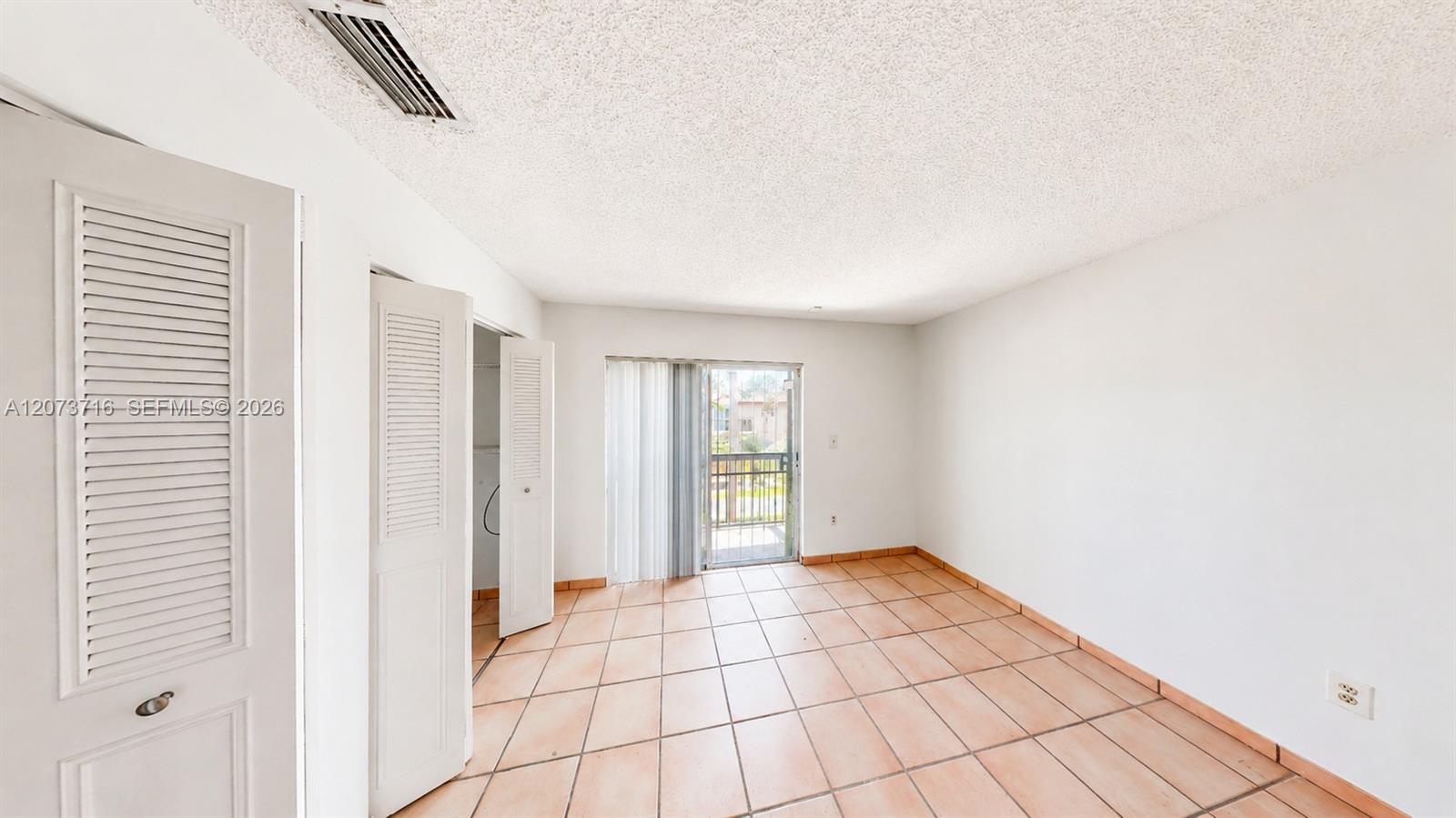6415 Sw 129th Place 2403 Property Photo 10