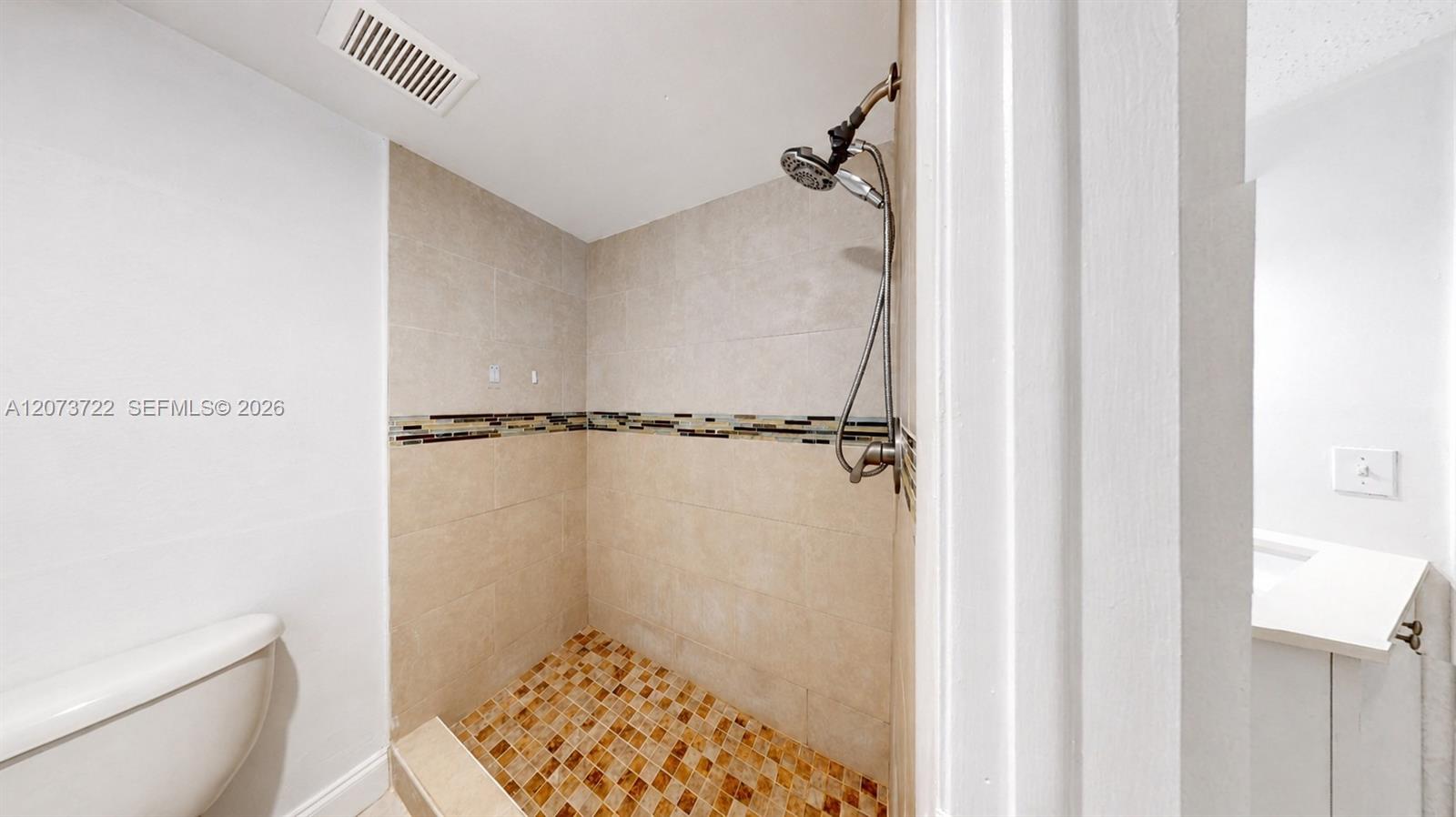 8275 Sw 152nd Avenue D-209 Property Photo 8