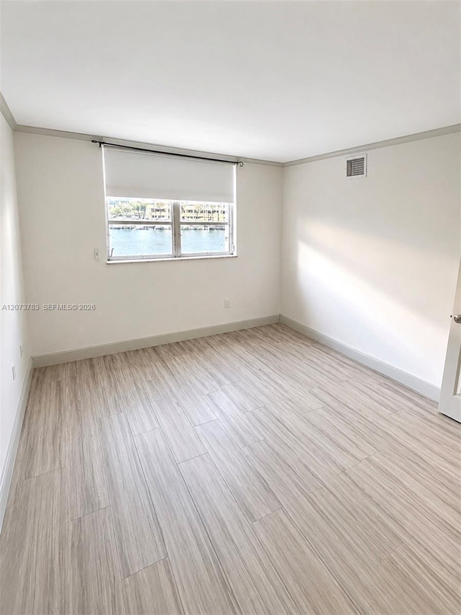 4000 Ne 170th Street 207 Property Photo 18