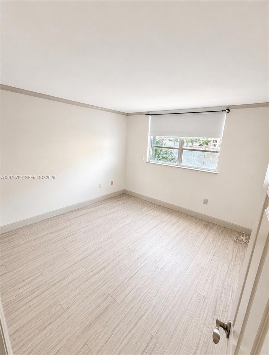 4000 Ne 170th Street 207 Property Photo 19