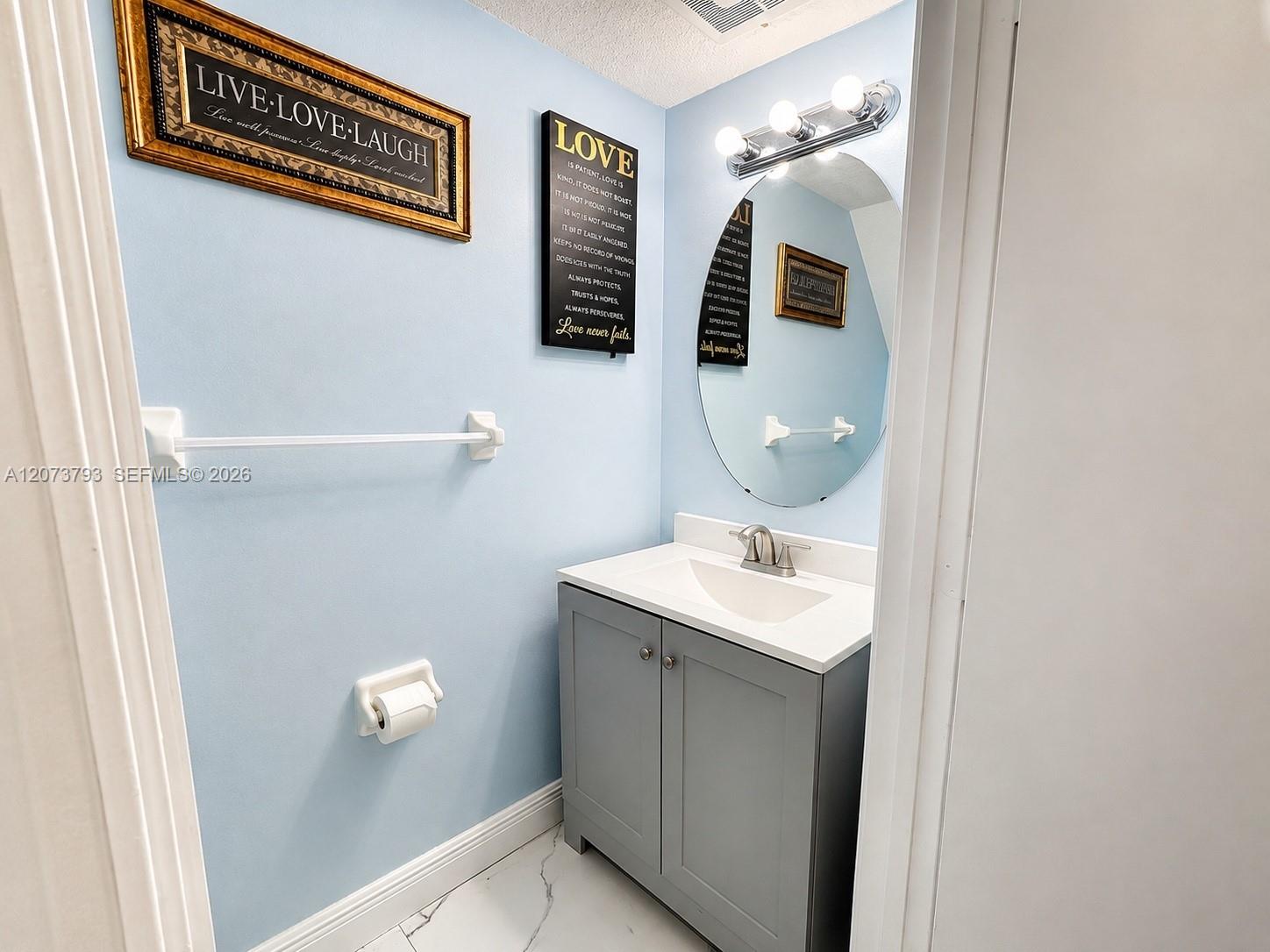A12073793 Property Photo 16