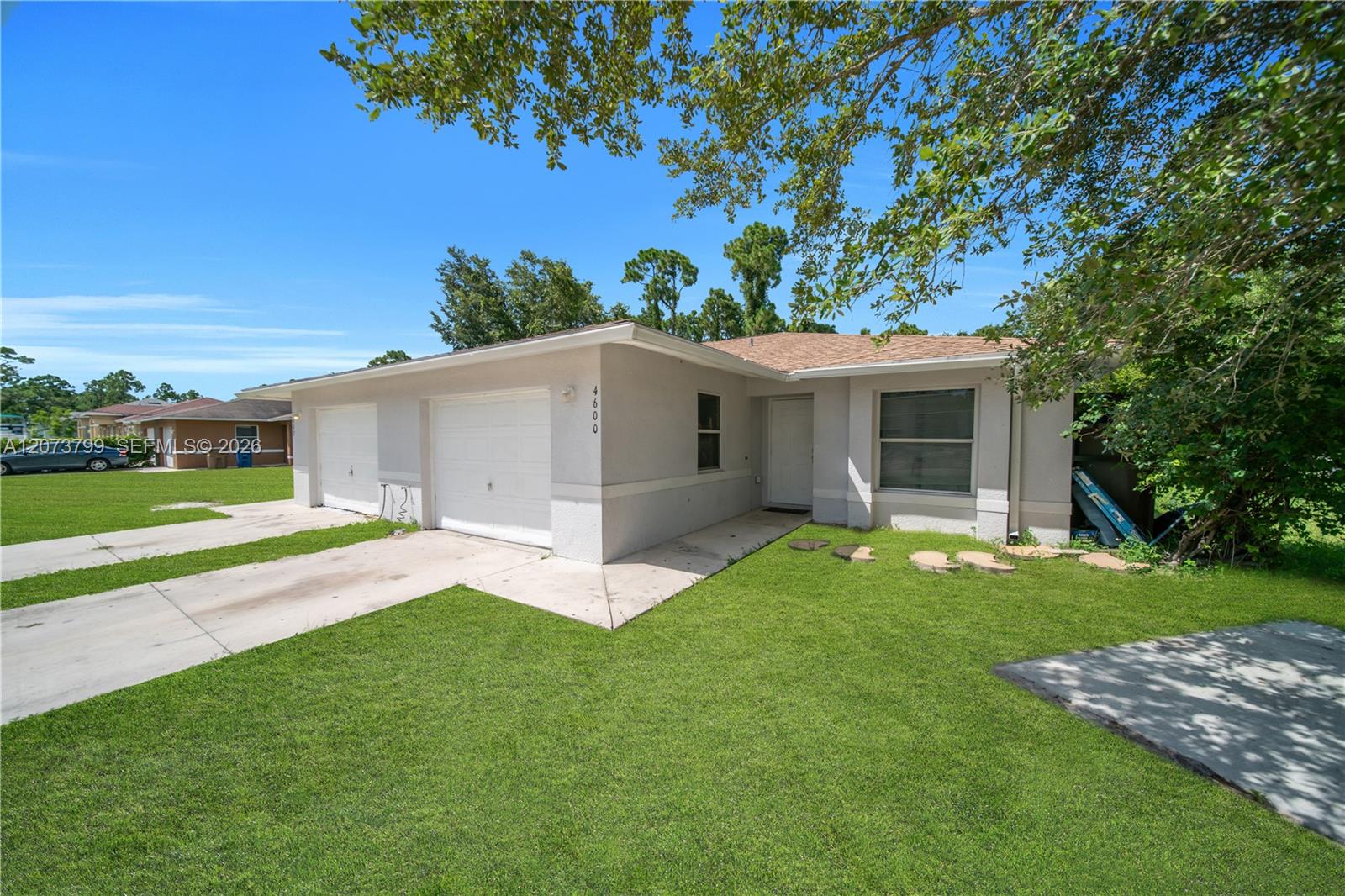 A12073799 Property Photo 38