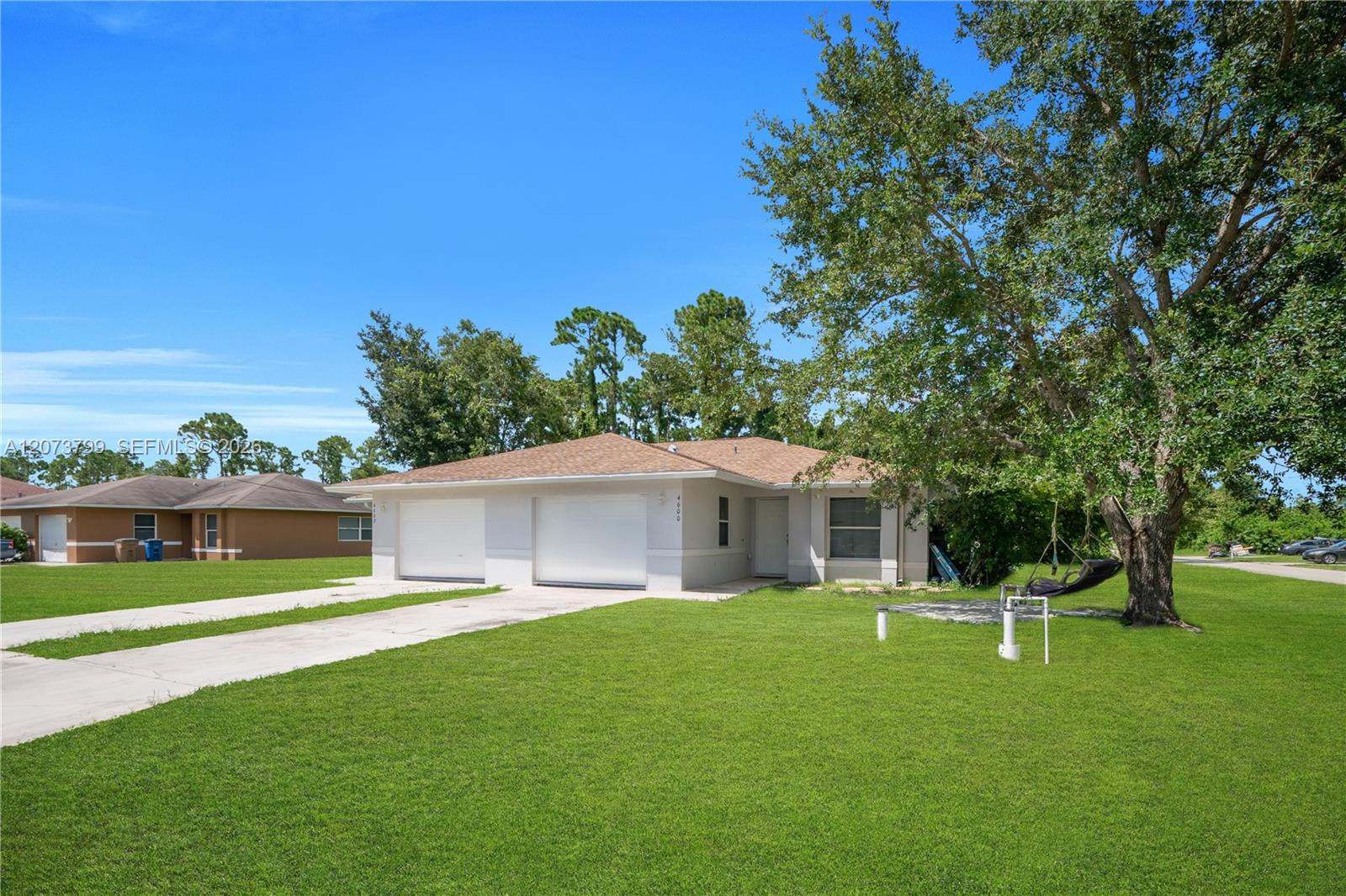 A12073799 Property Photo 52