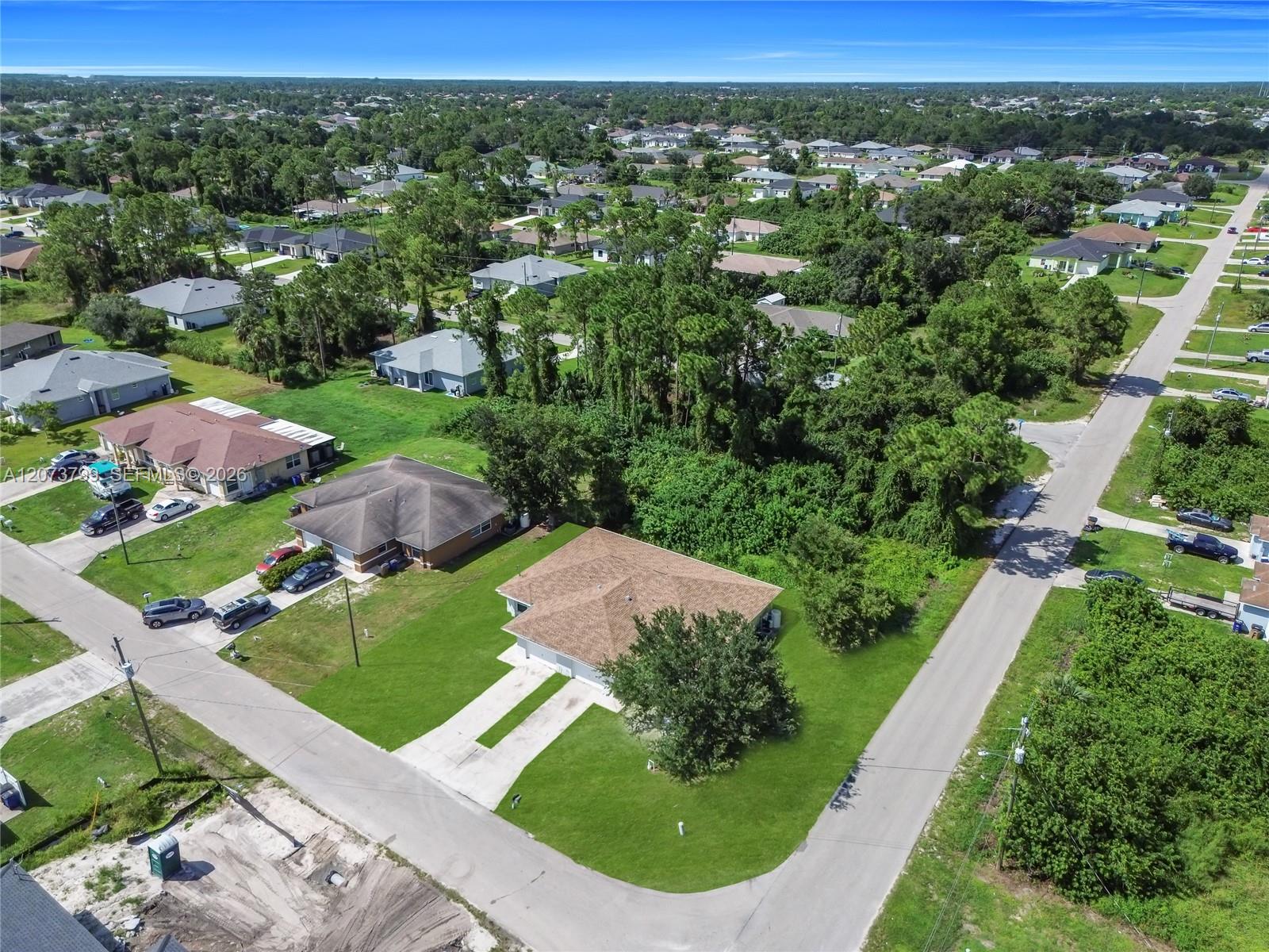 A12073799 Property Photo 58