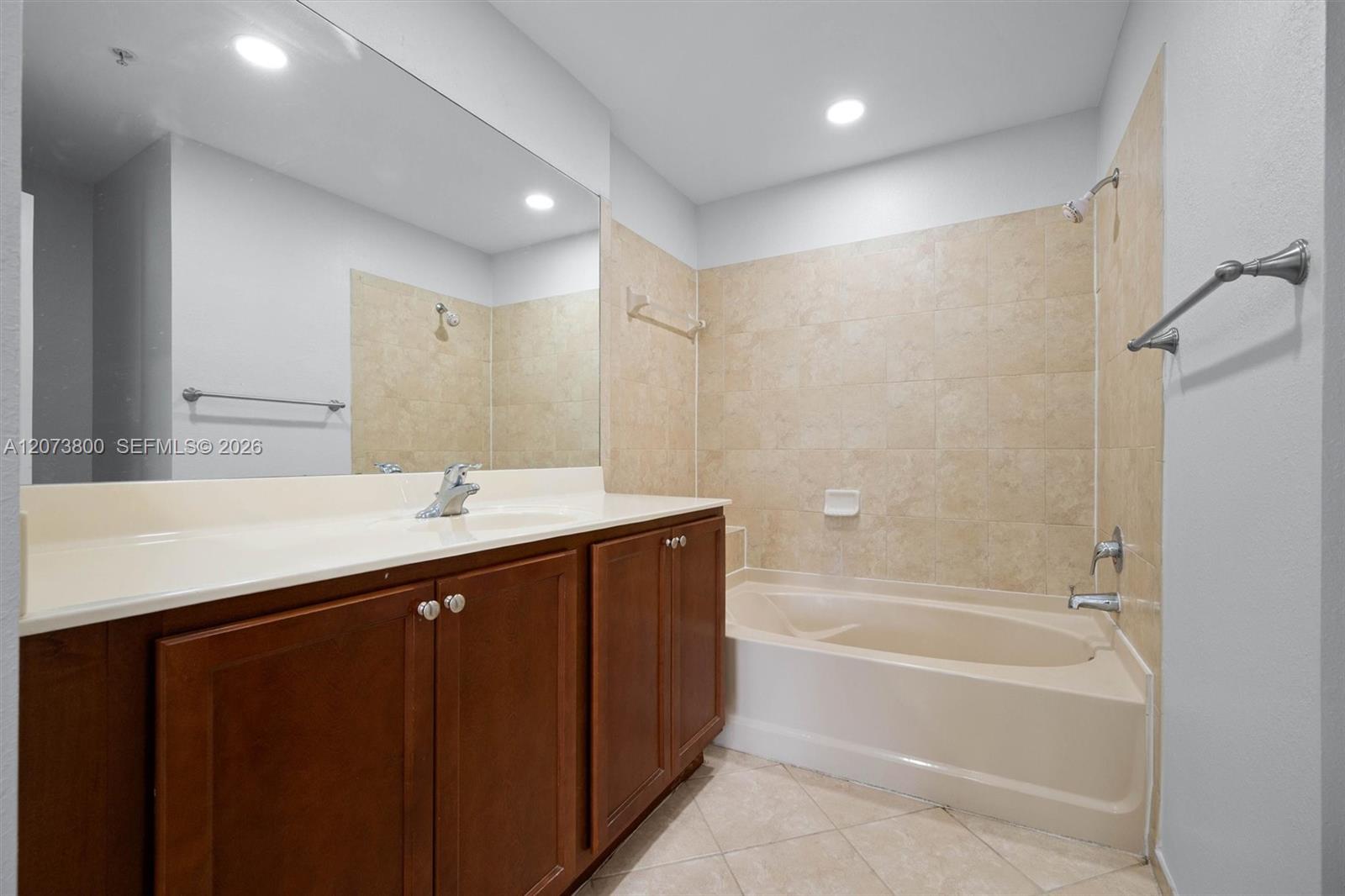 11503 Nw 89th Street 101 Property Photo 24