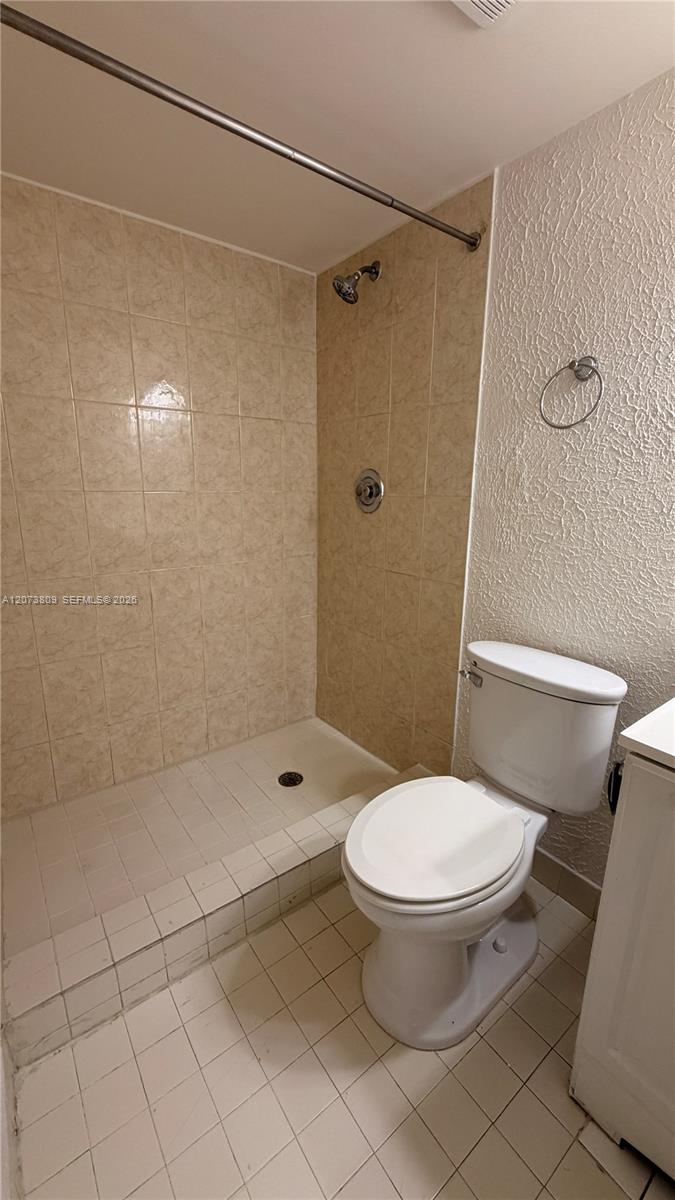 7075 Nw 186th Street C208 Property Photo 22