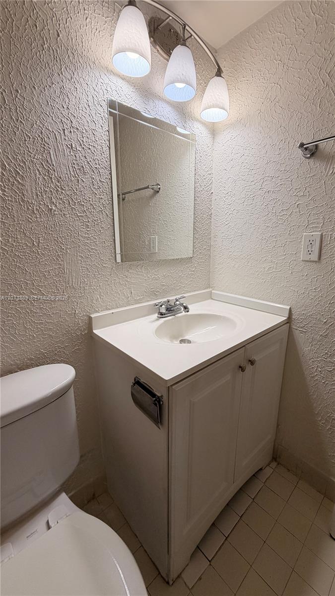 7075 Nw 186th Street C208 Property Photo 23