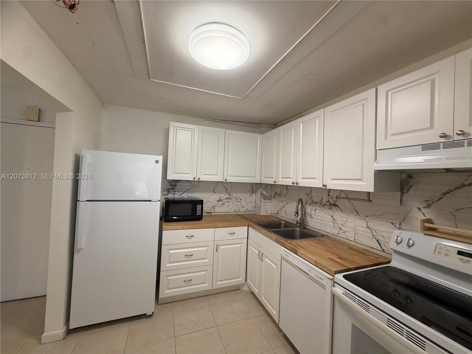 16851 Ne 23rd Avenue B214 Property Photo 9