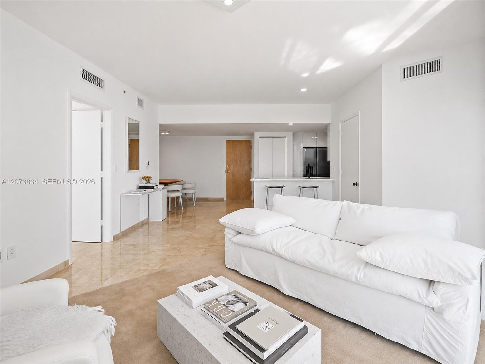 350 S Miami Avenue 2304 Property Photo 1