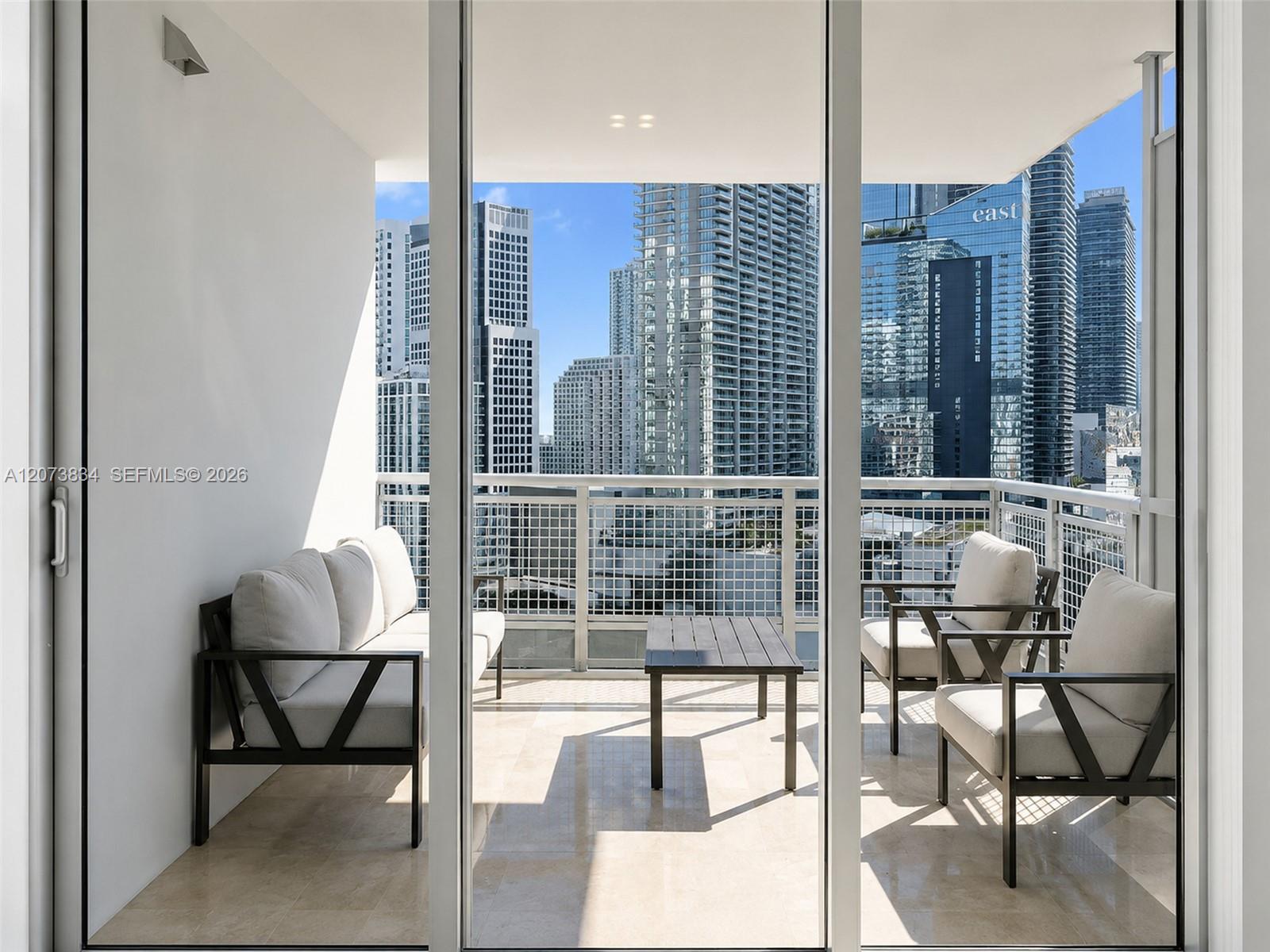 350 S Miami Avenue 2304 Property Photo 18