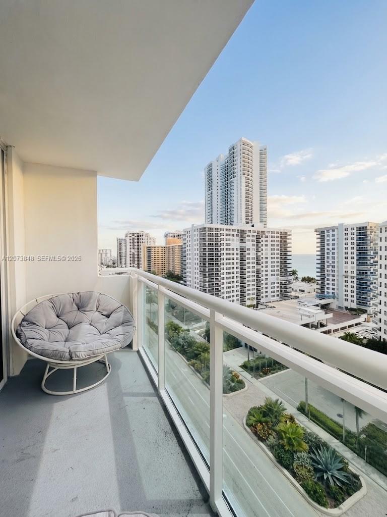 3000 S Ocean Drive 1218 Property Photo 1