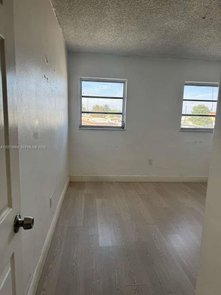 A12073864 Property Photo 4