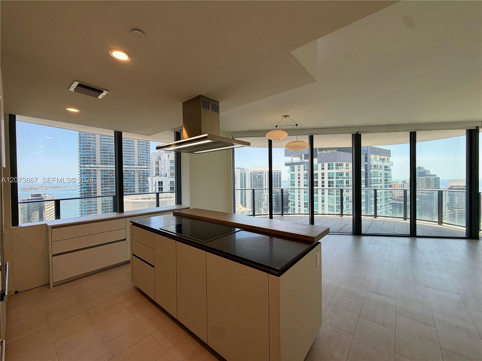1000 Brickell Plaza 4301 Property Photo 1