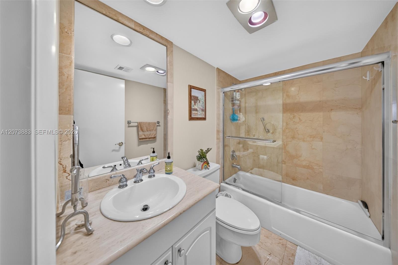 1915 Brickell Avenue C1607 Property Photo 30