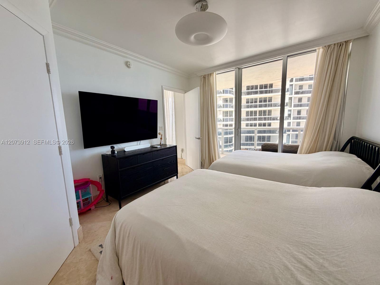 1830 S Ocean Drive 2108 Property Photo 8
