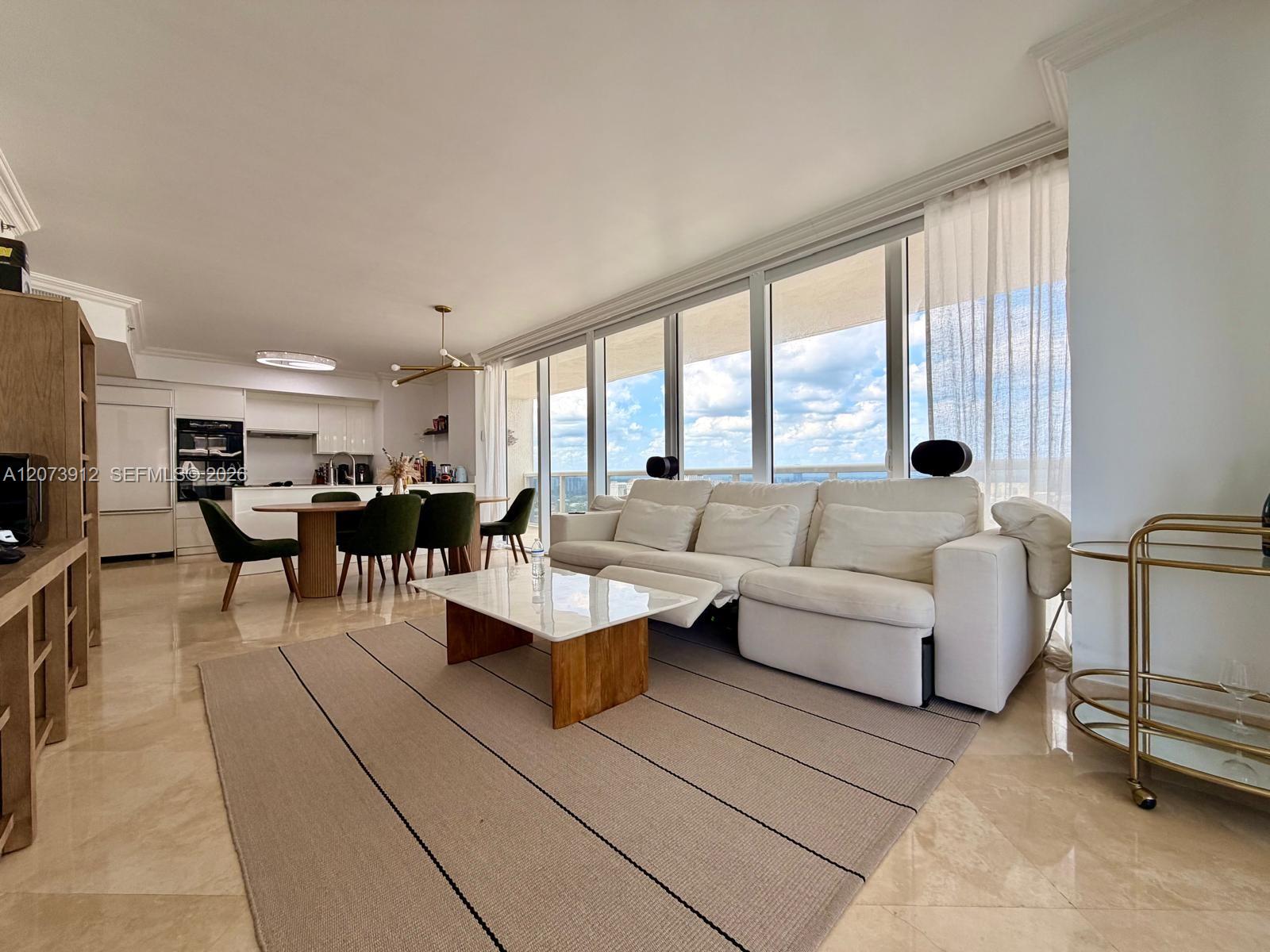 1830 S Ocean Drive 2108 Property Photo 9