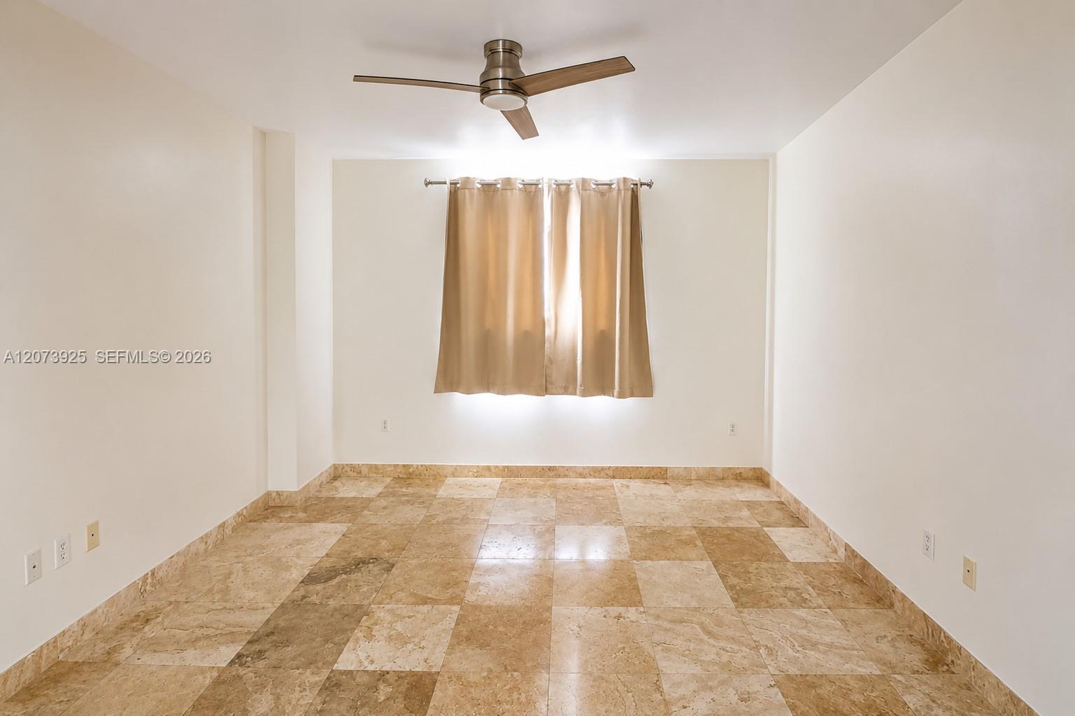 110 N Federal Highway 703 Property Photo 17