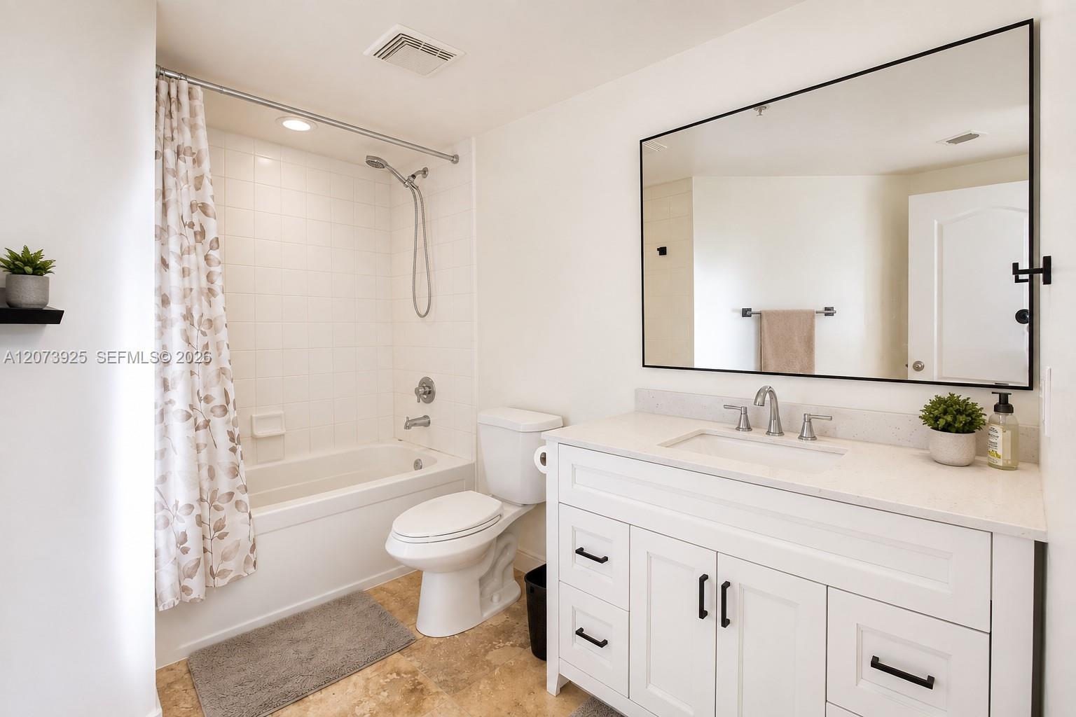 110 N Federal Highway 703 Property Photo 18