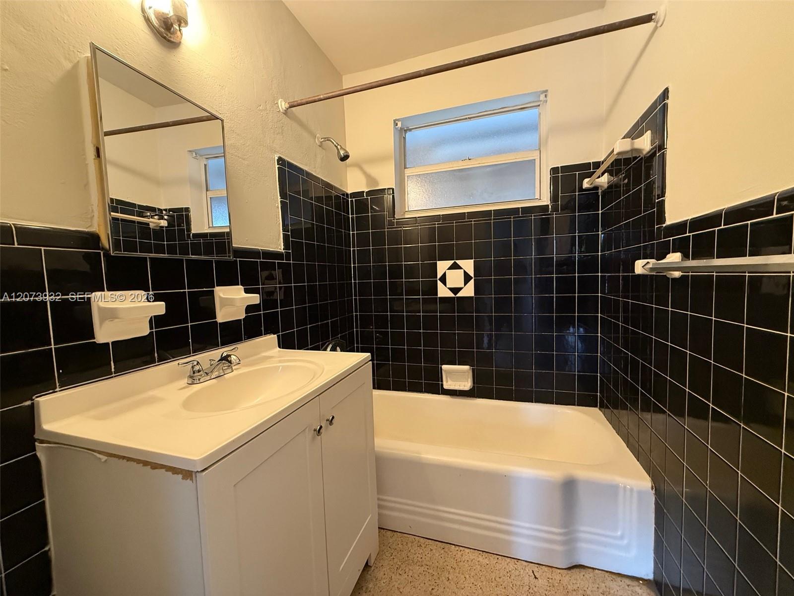 900 Sw 5th Street 2 Property Photo 8