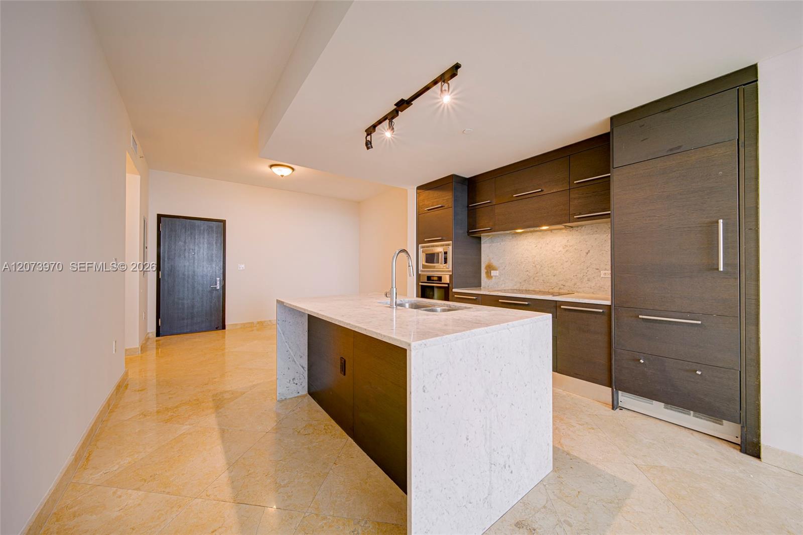 900 Biscayne Boulevard 5203 Property Photo 8