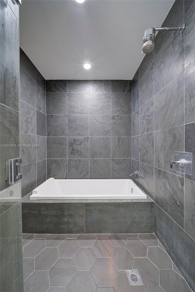 900 Biscayne Boulevard 5203 Property Photo 23