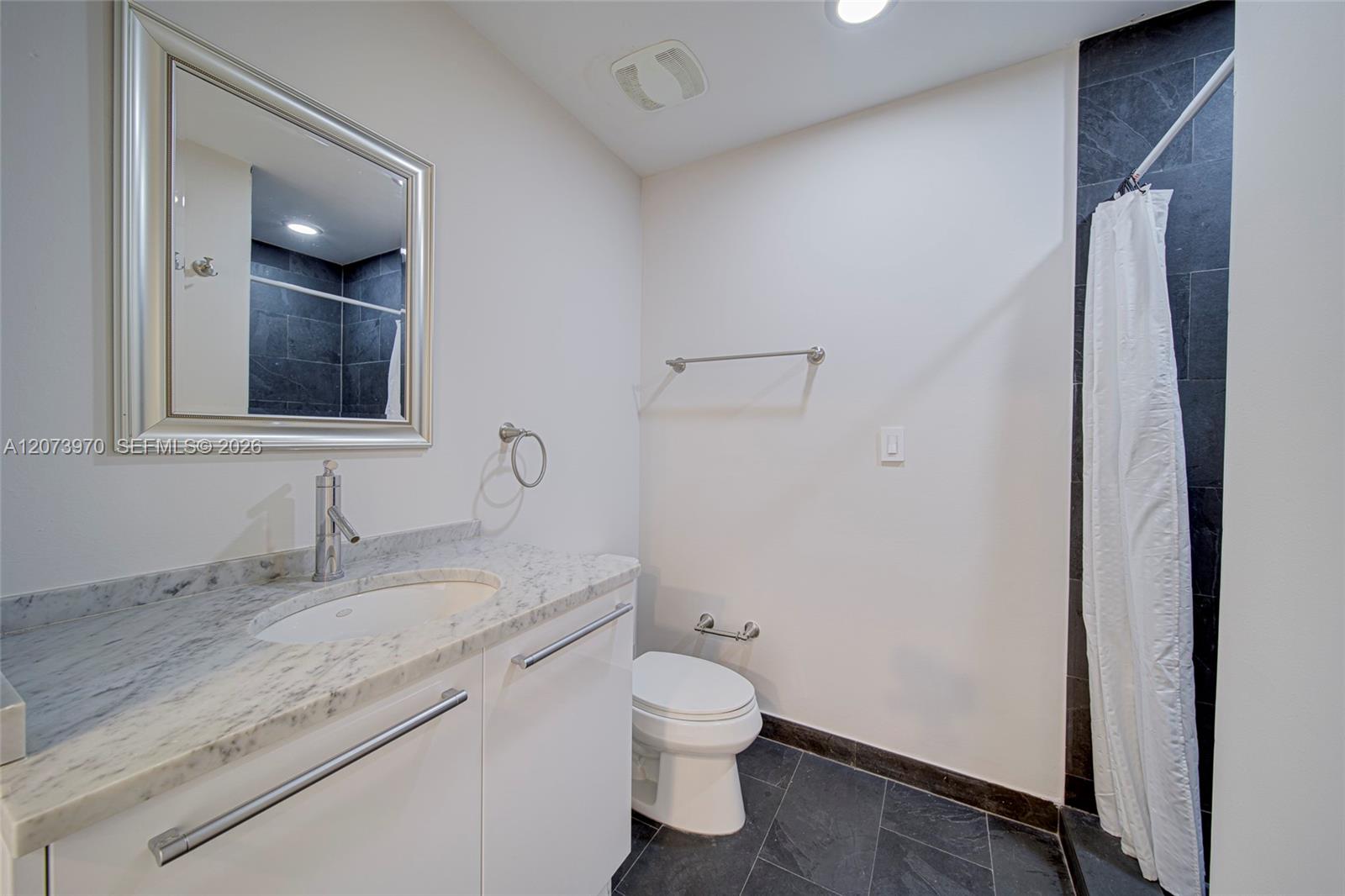 900 Biscayne Boulevard 5203 Property Photo 24