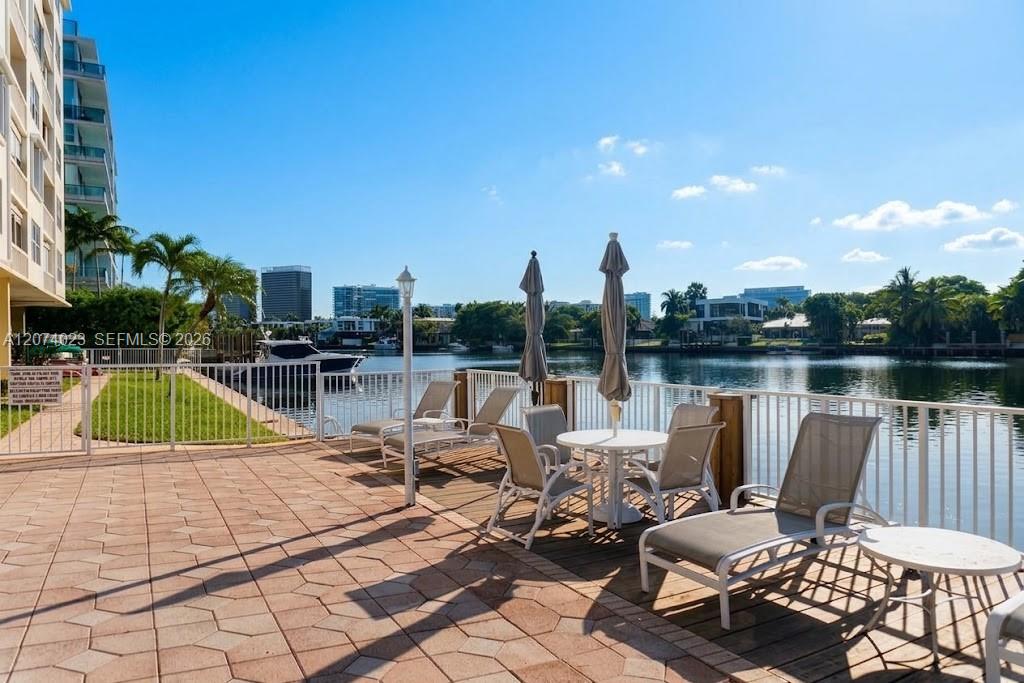 9111 E Bay Harbor Drive 5B