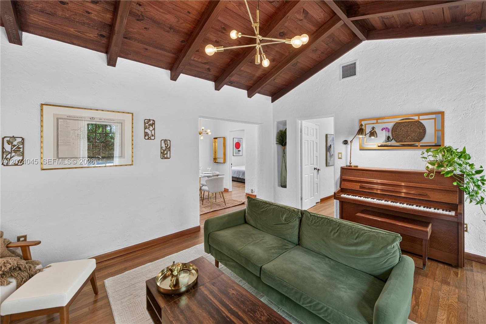 801 Ne 70th Street Property Photo 11