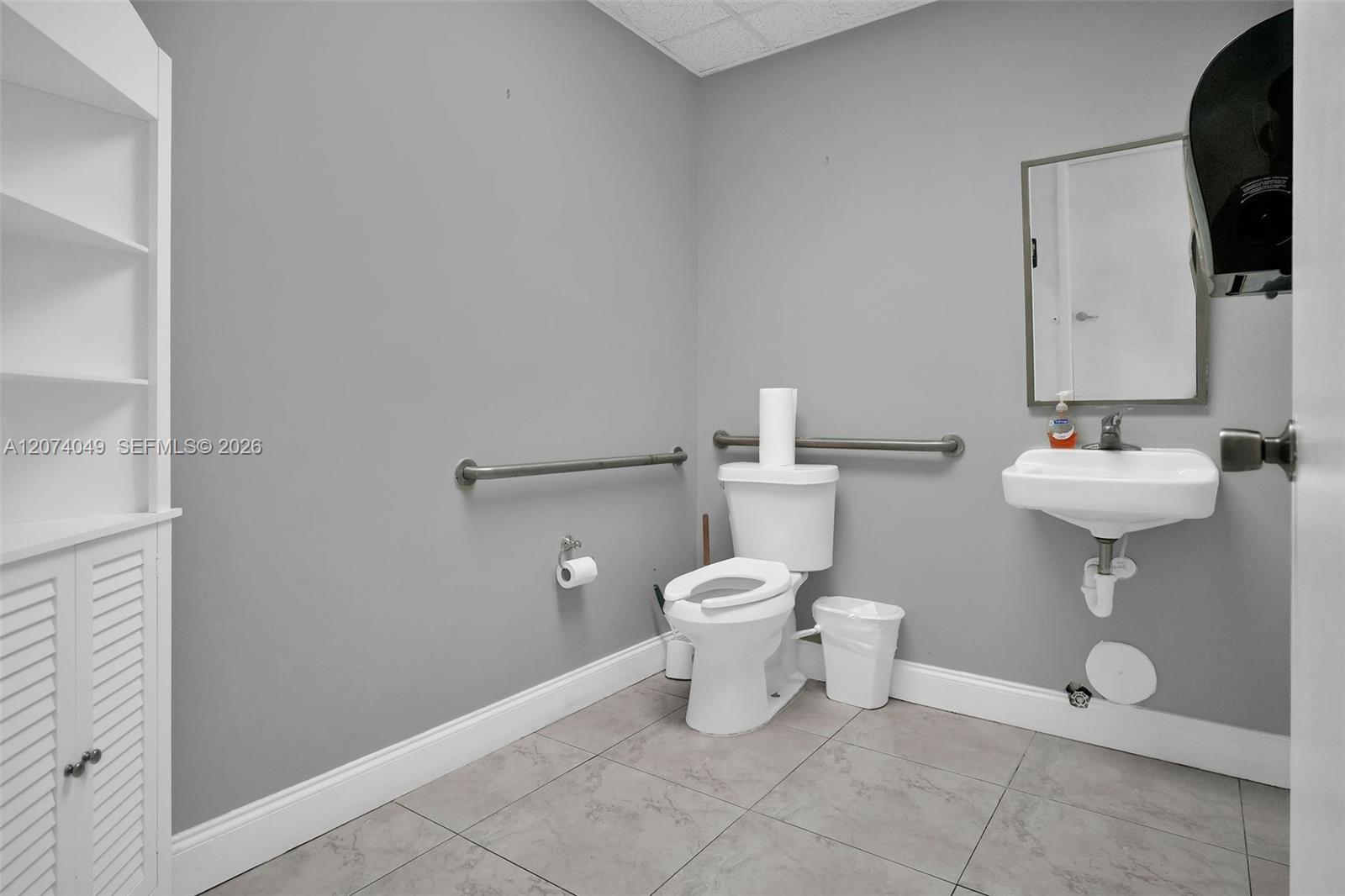 5900 Nw 97th Avenue C-1 And C-2 Property Photo 35