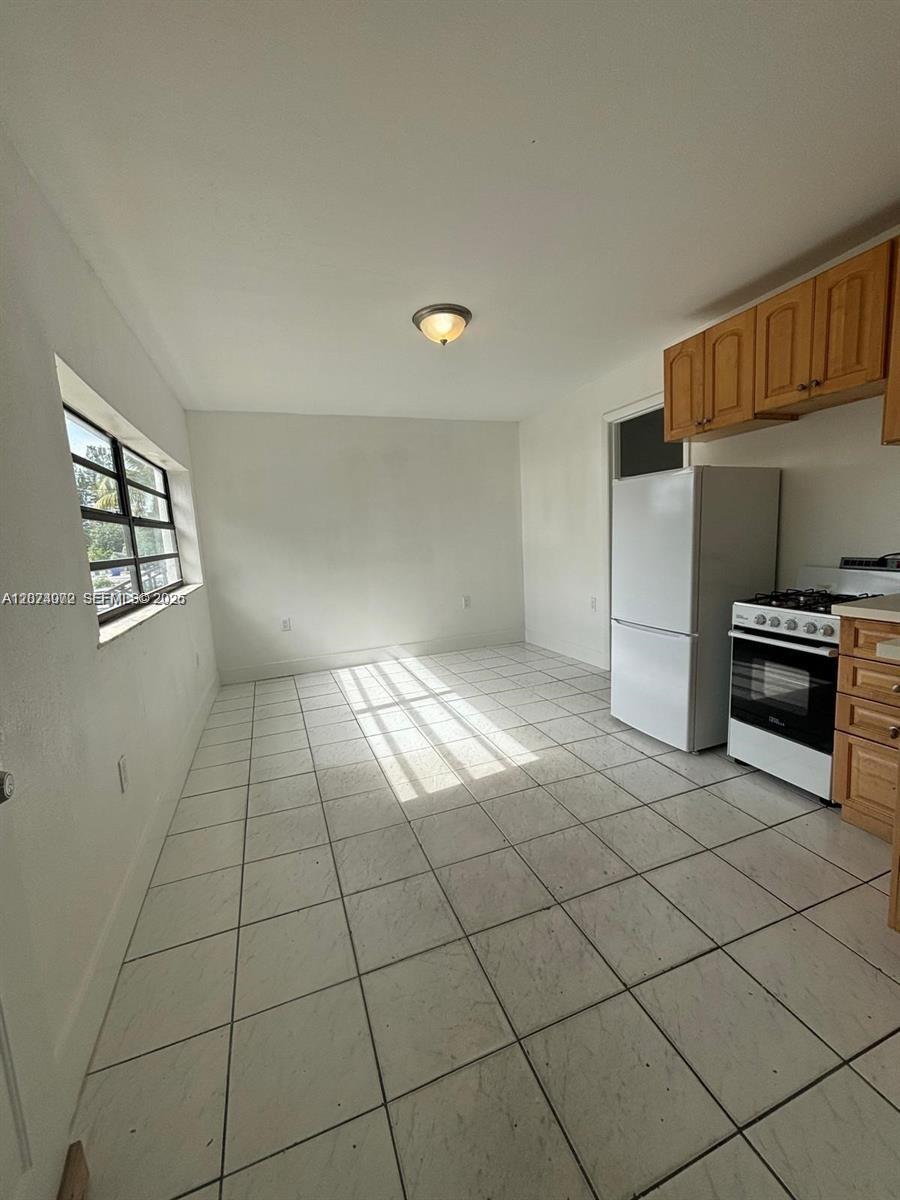 1660 Sw 24th Avenue 0 Property Photo 2