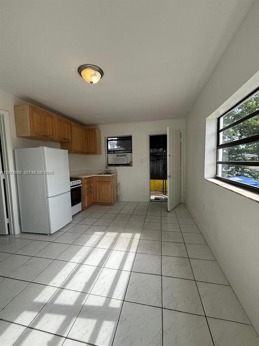 1660 Sw 24th Avenue 0 Property Photo 7