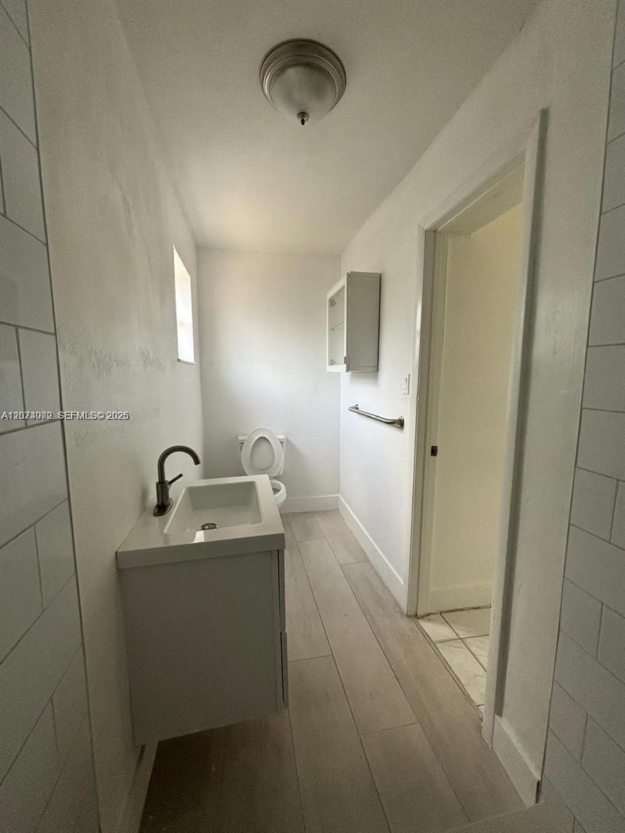 1660 Sw 24th Avenue 0 Property Photo 12