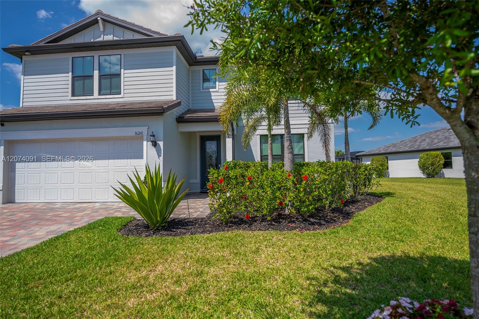 16241 Rosemallow Lane Property Photo 3