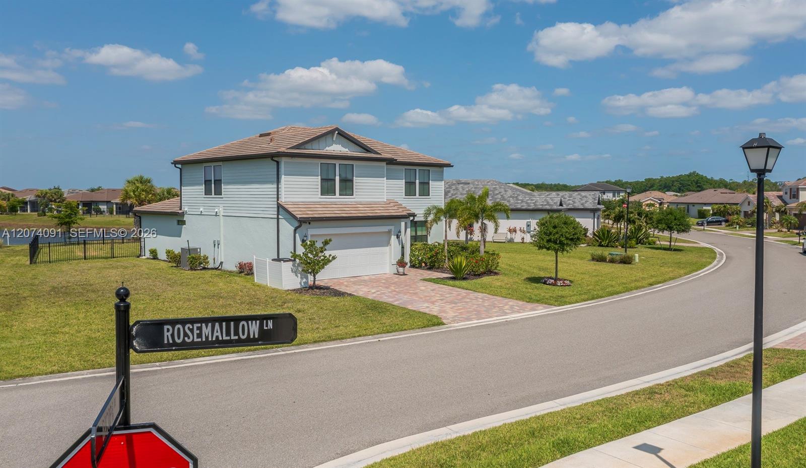 16241 Rosemallow Lane Property Photo 4