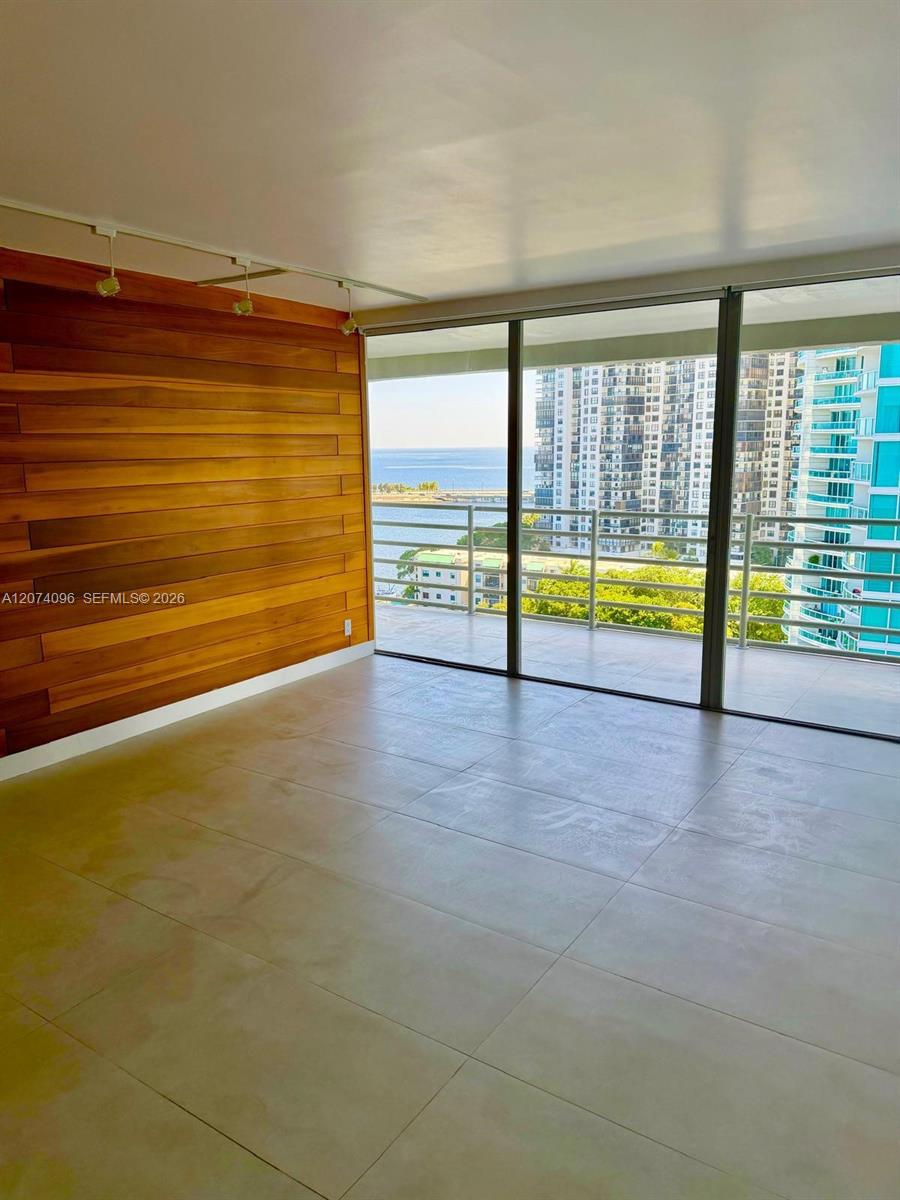 2025 Brickell Avenue 1702 Property Photo 19
