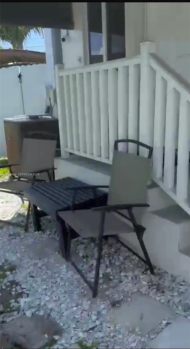 A12074099 Property Photo 11