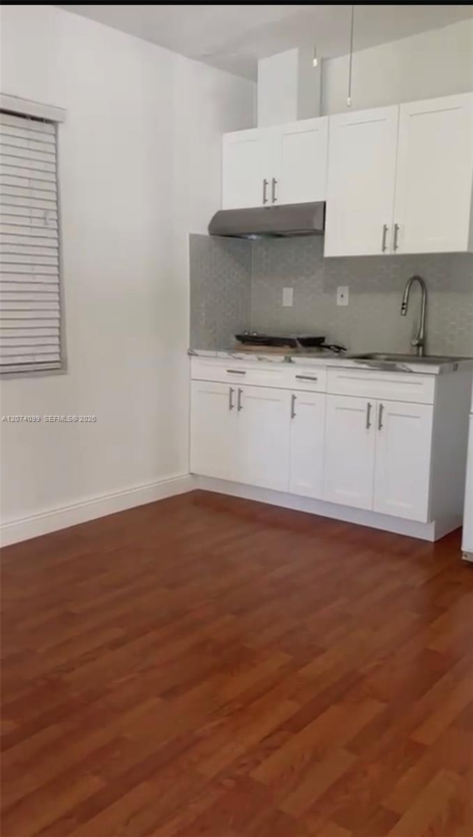 A12074099 Property Photo 15